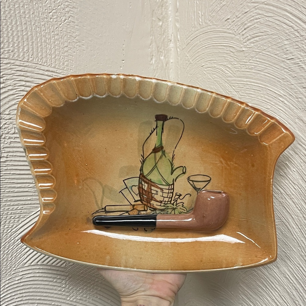 Vintage Ceramic Art Piece with 3D Design Decor